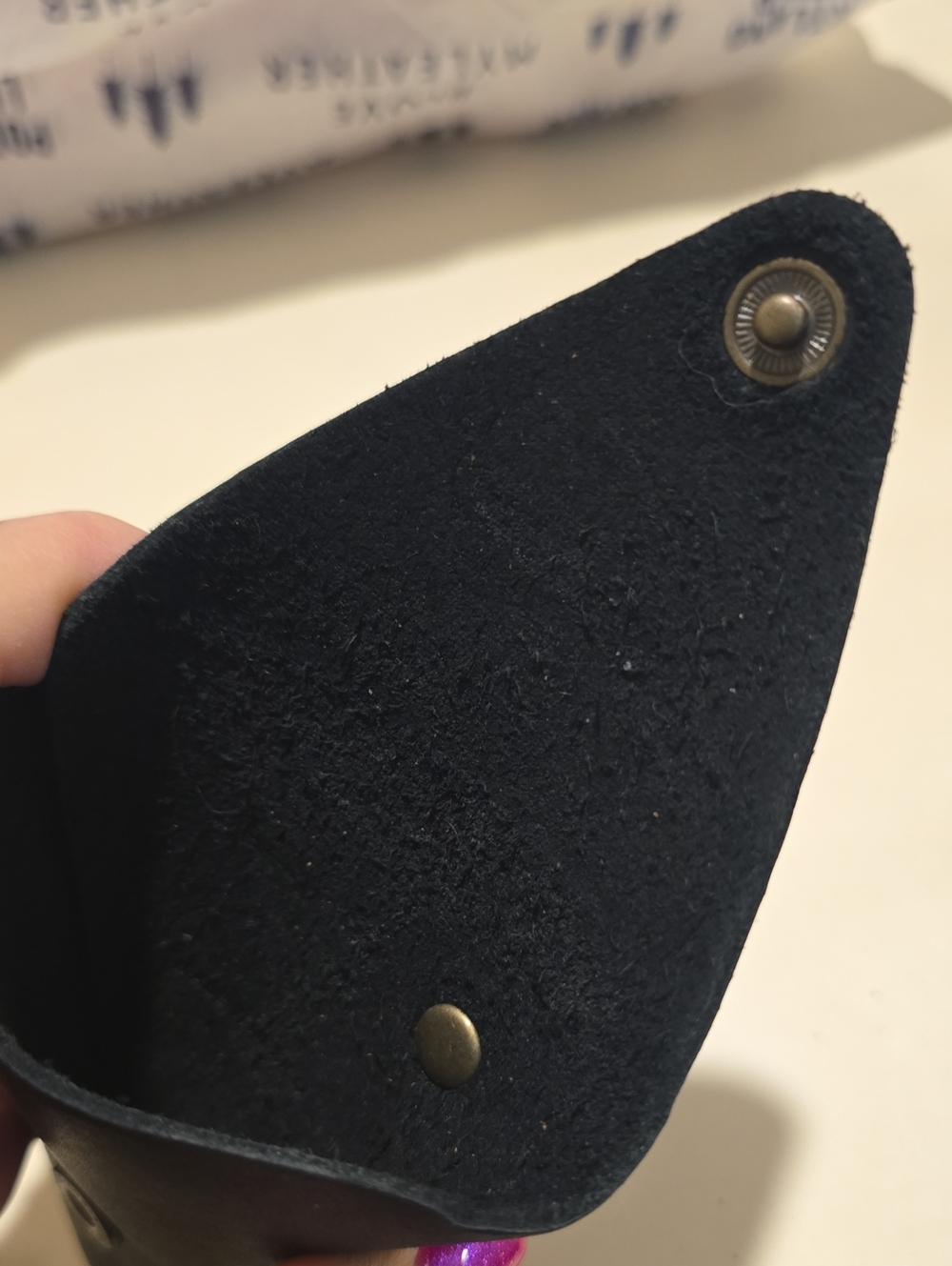 BNNU PLG Smooth Black Leather Triangle Pouch - Picture 3 of 3